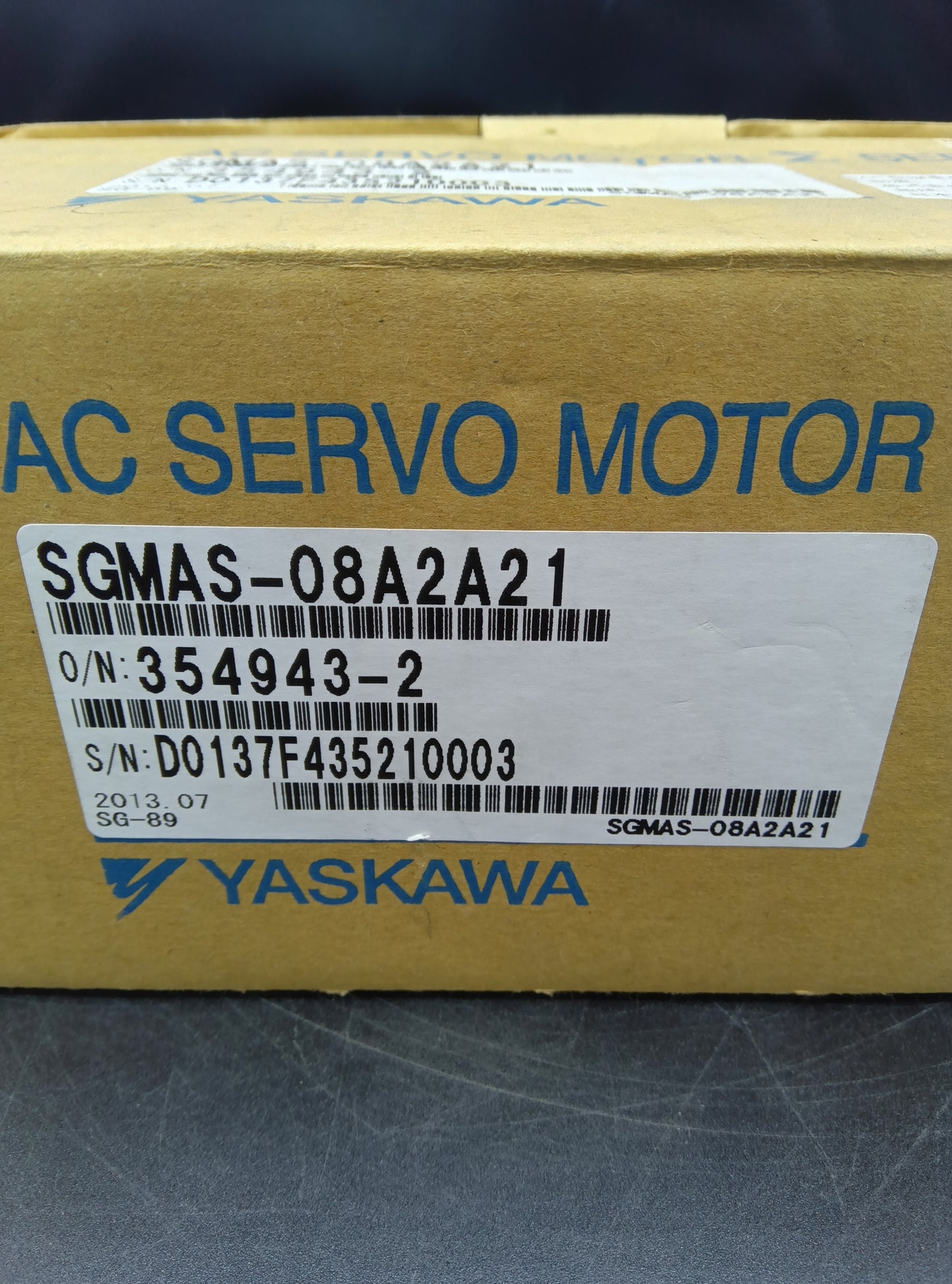 安川電機  SGMAS-08A2A21 サーボモータ YASKAWA
