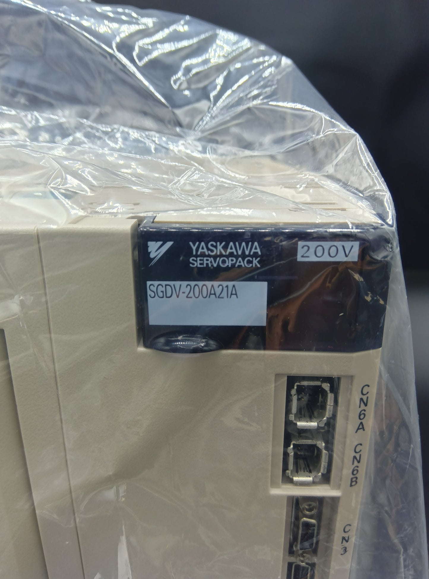 安川電機 SGDV-200A21A Σ-V ACサーボドライブ MECHATROLINK-III 通信指令形 YASKAWA| 八雲機械工具
