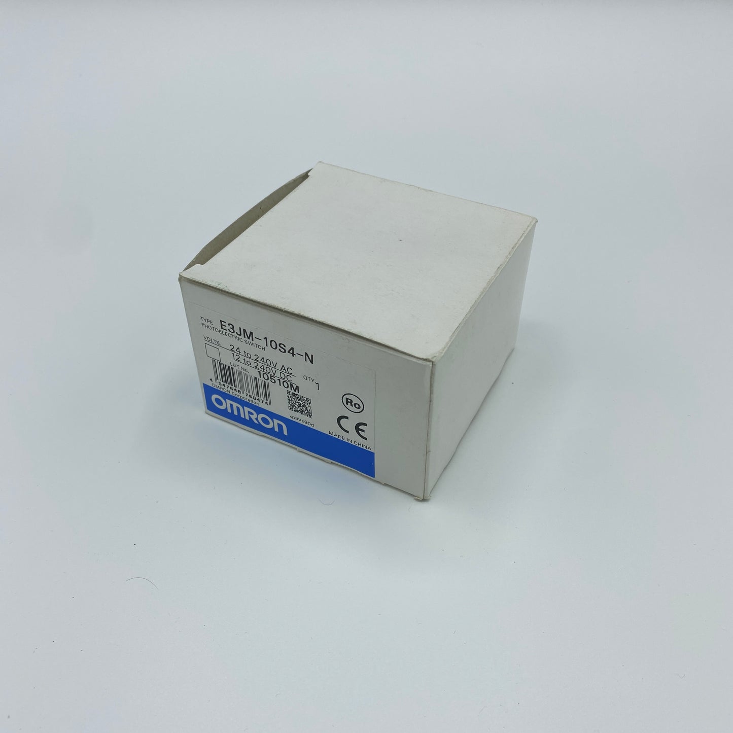 OMRON E3JM-10S4-N AC/DC power supply free type photoelectric sensor (Transmissive type)