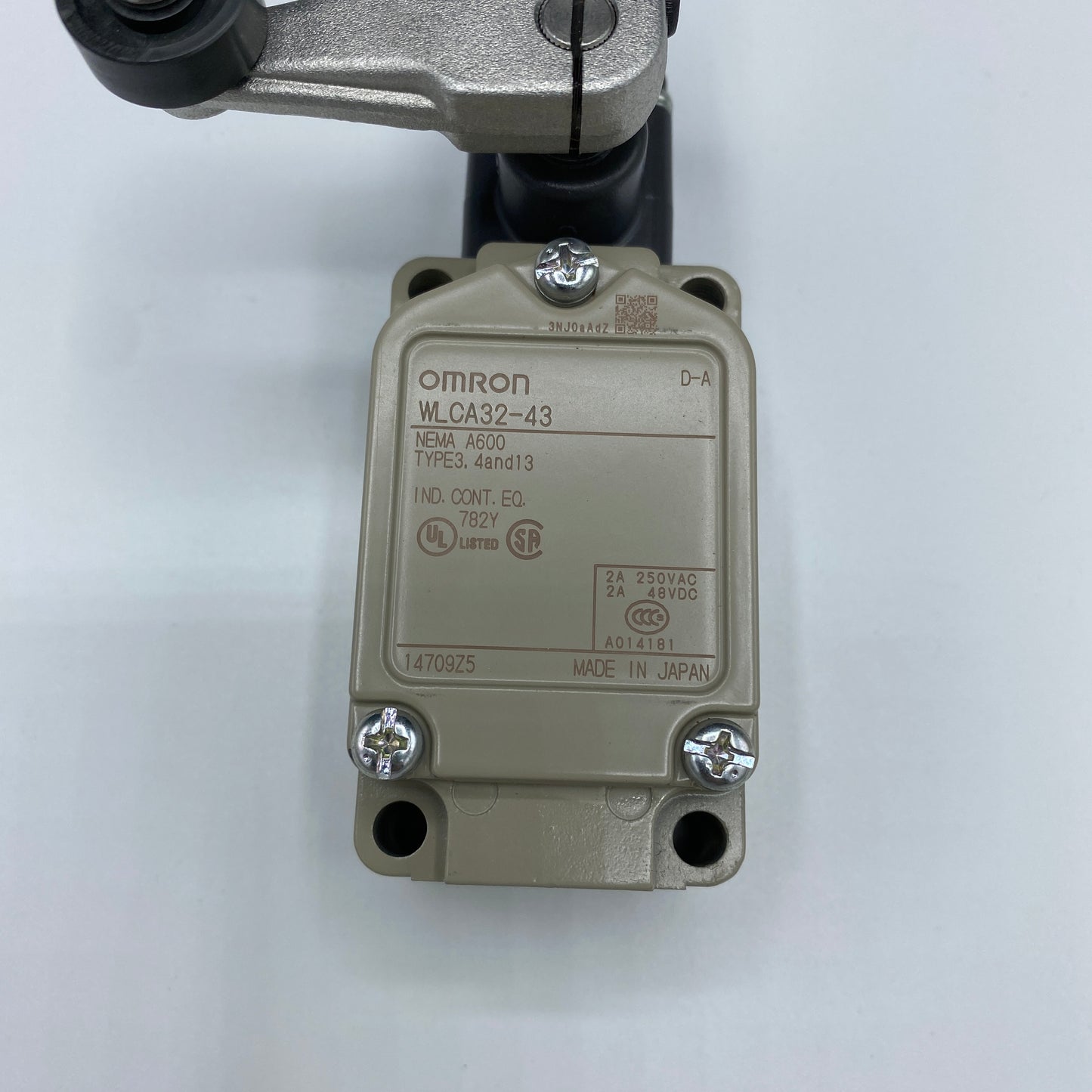OMRON WLCA32-43 Two-circuit limit switch
